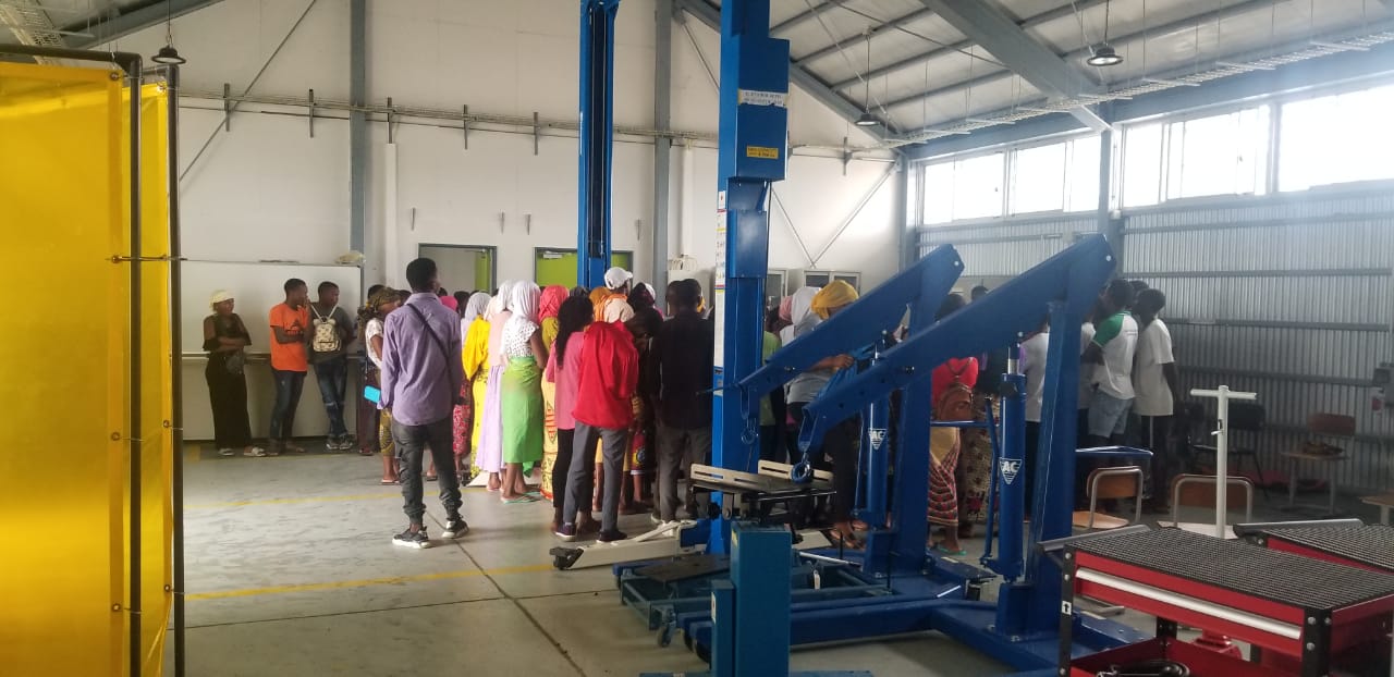 Mais de 300 jovens marcam o início da formação técnico profissional no âmbito do projecto “Promovendo Oportunidades de Emprego para Jovens’’