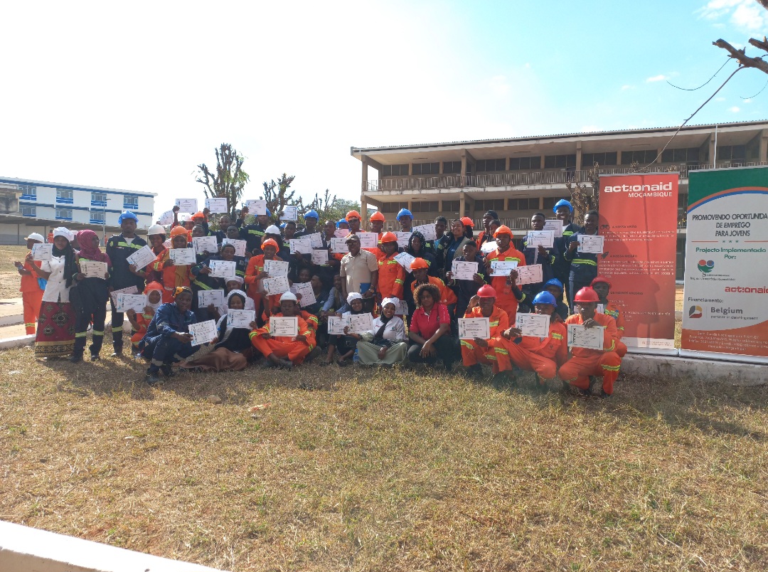 FORMADOS E GRADUADOS 355 JOVENS DESLOCADOS NO ÂMBITO DO PROJECTO “PROMOVENDO OPORTUNIDADES DE EMPREGO PARA JOVENS”, FINANCIADO PELA BÉLGICA